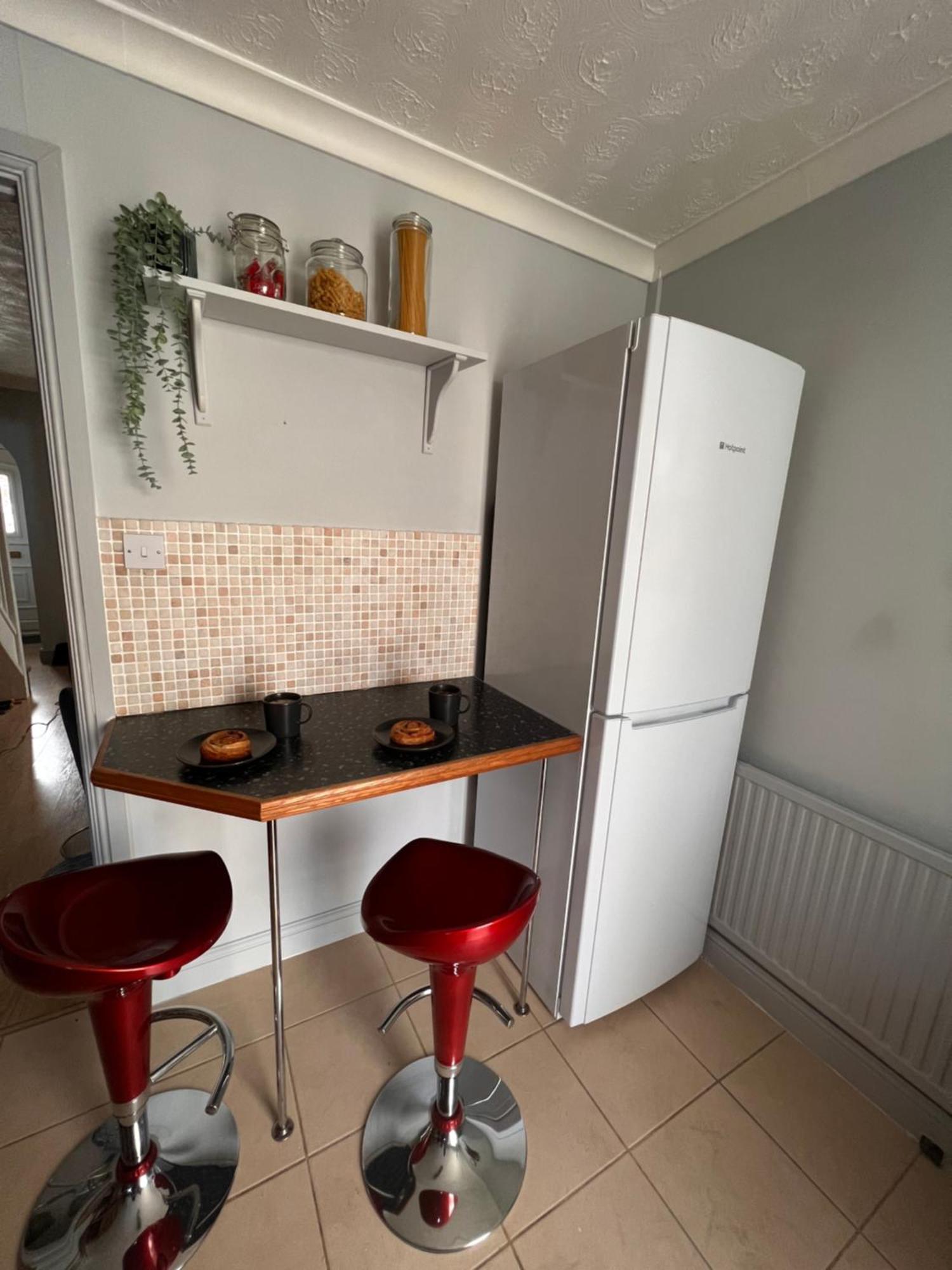 Contractors Or Family House - M1 Nottingham - Ikea Retail Park - Catkin Drive - 2 Bed Home With Driveway, Private Garden, Sleeps 4 - Tv'S In All Rooms Giltbrook Buitenkant foto